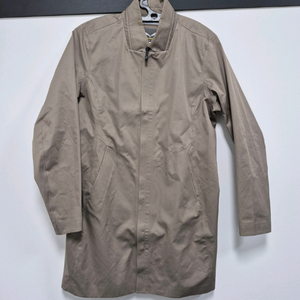 살레와 정품 바람막이 100사이즈 팝니다