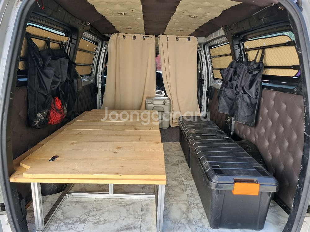 현대 그랜드 스타렉스 3인승 밴 캠핑 차박용--7