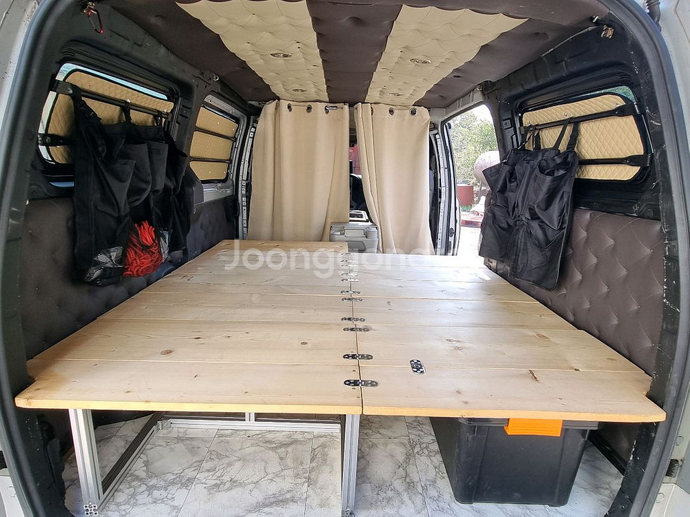 현대 그랜드 스타렉스 3인승 밴 캠핑 차박용--9