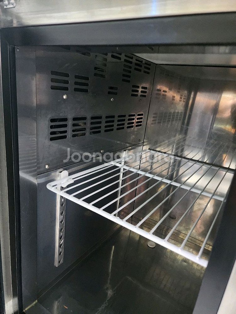 라세르 1200테이블 냉장고 간냉식 판매 합니다--1