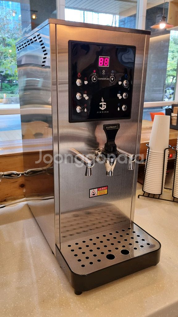 진성 JS-1 핫워터디스펜서 자동온수기 팝니다 (24년식)--1