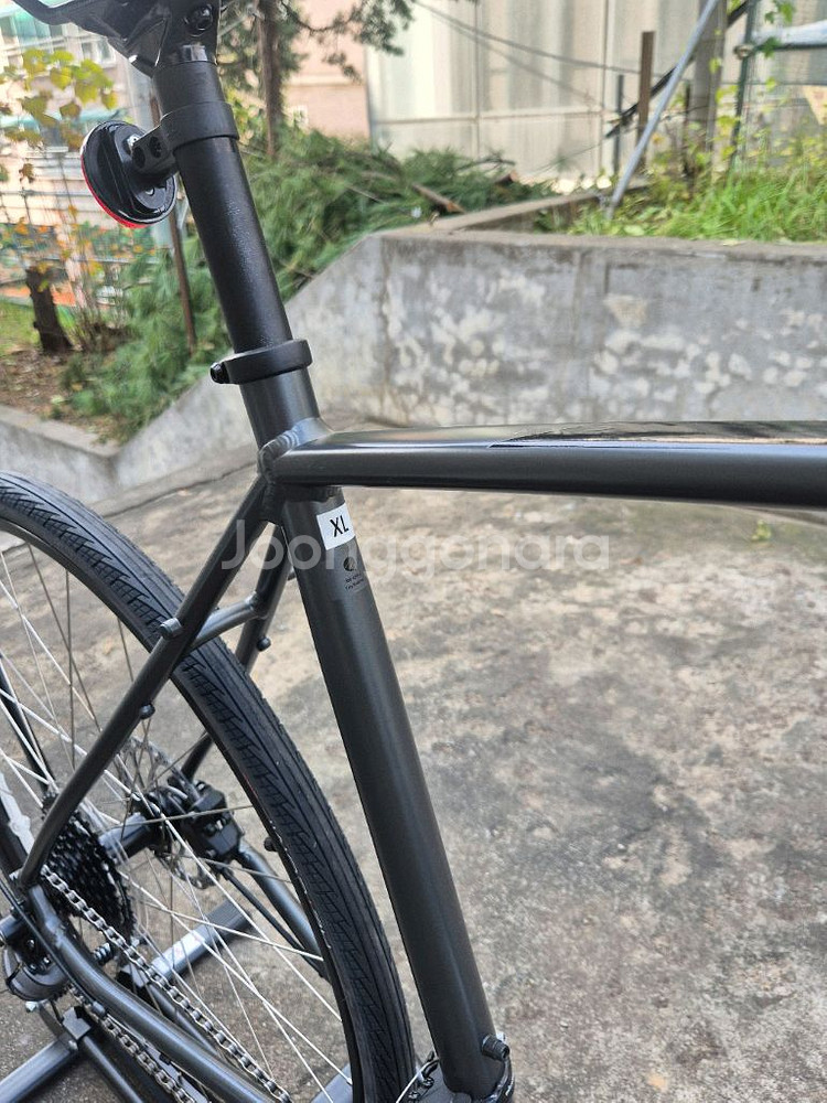 트렉 FX2 하이브리드 자전거--2