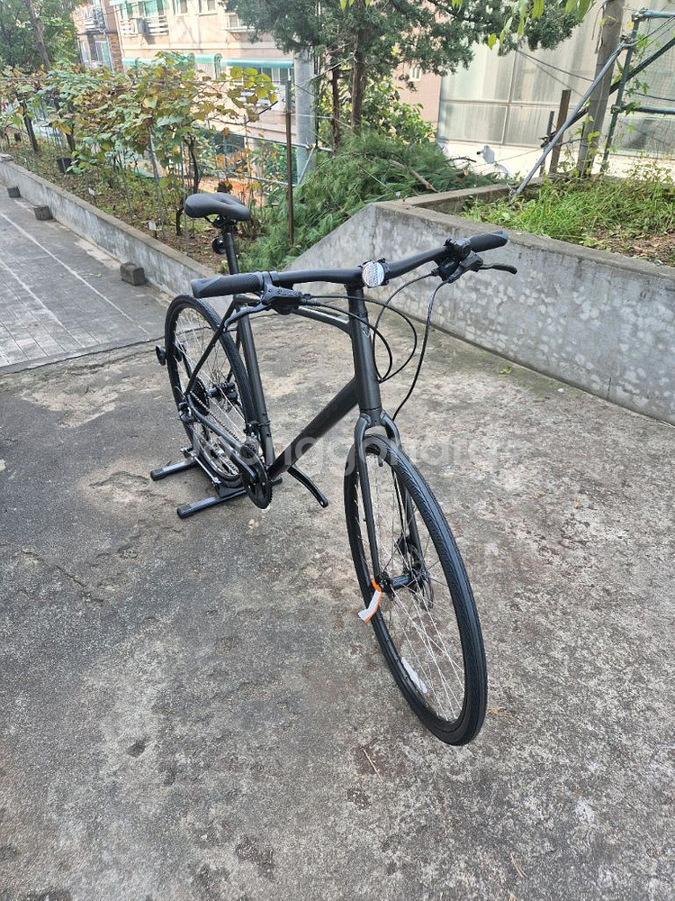 트렉 FX2 하이브리드 자전거--0