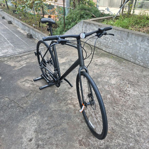 트렉 FX2 하이브리드 자전거