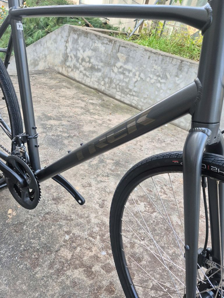 트렉 FX2 하이브리드 자전거 이미지