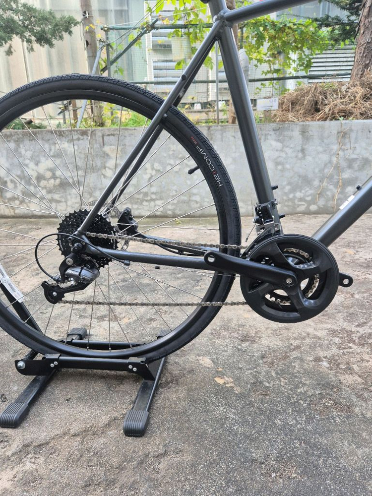 트렉 FX2 하이브리드 자전거 이미지