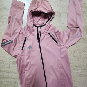 아디다스 트레이닝복 상의