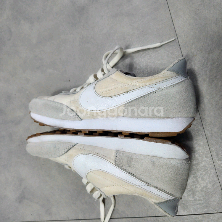 나이키 데이브레이크 운동화 245--1