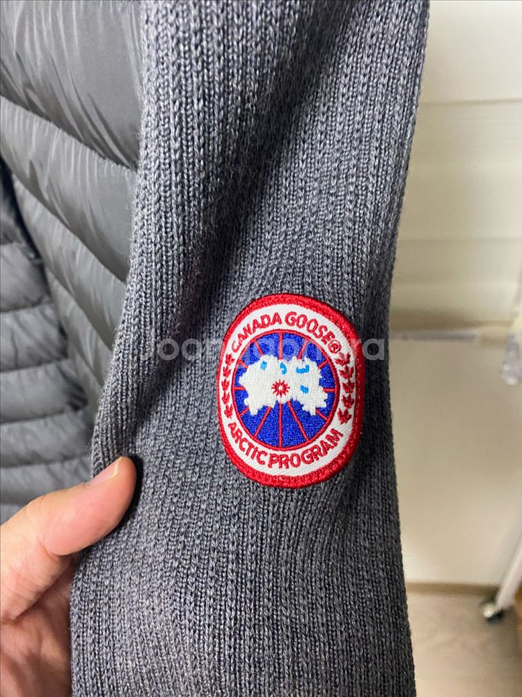 캐나다구스 하이브릿지 니트 패딩 100 M--1