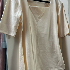 프레쉬라벨 프레시라벨 스퀘어넥 티셔츠