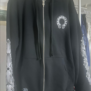 크롬하츠 후드 집업 라지 팝니다