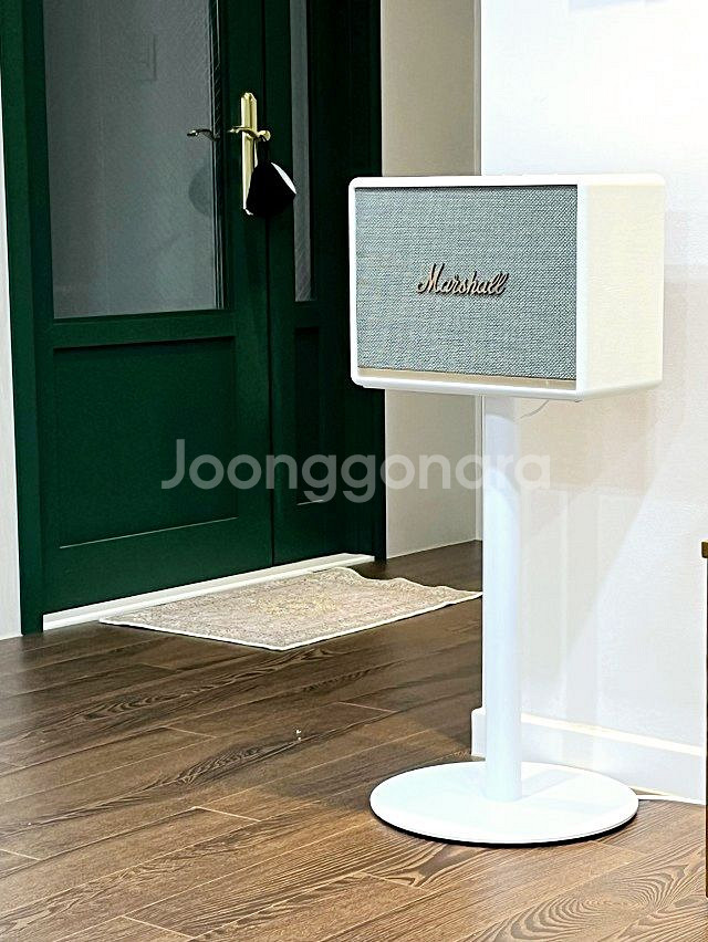 마샬 워번2 크림 화이트 정품 블루투스 스피커 팝니다--2