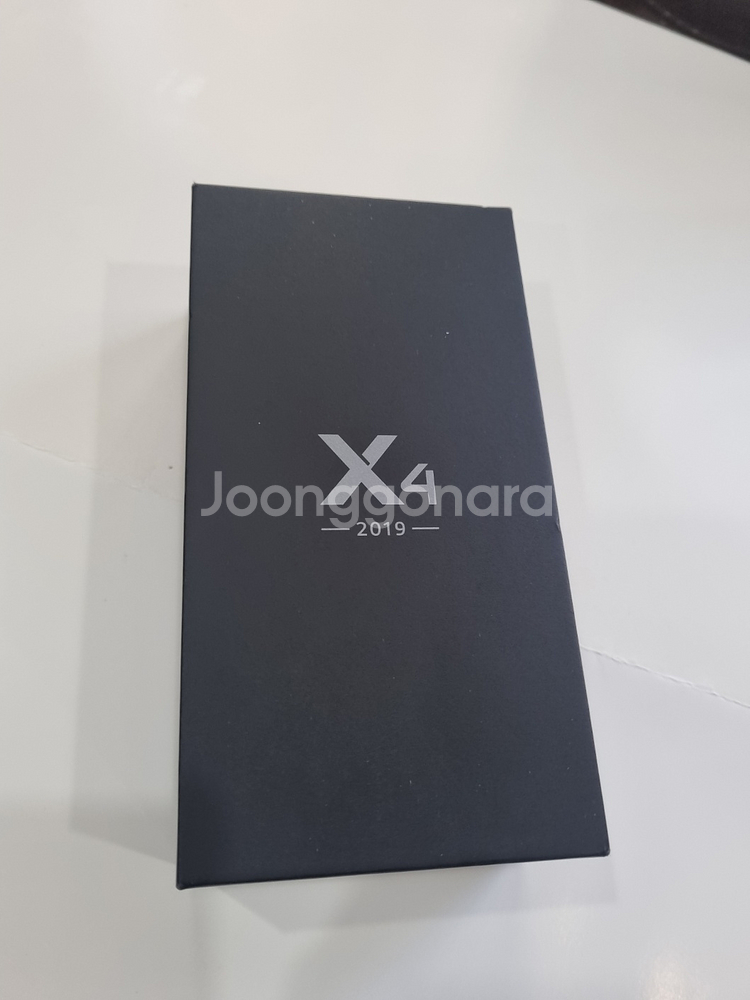 LG X4 2019 미사용 새제품--1