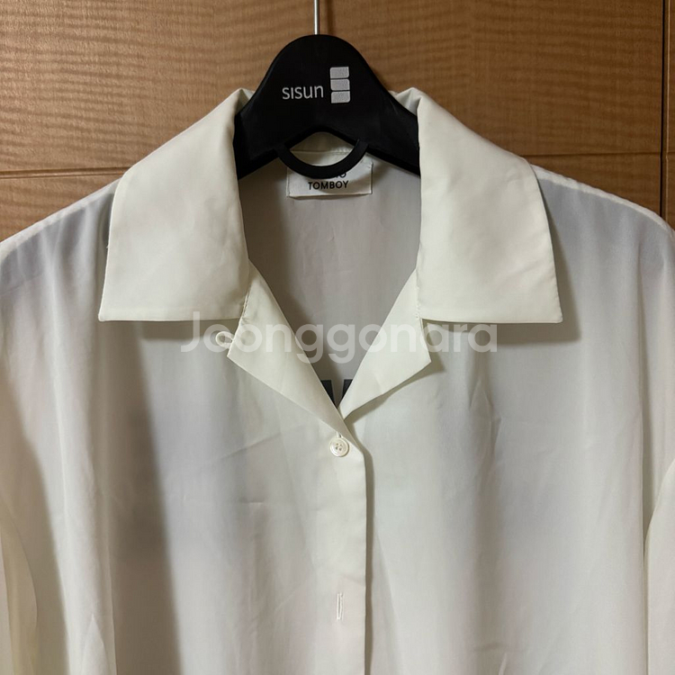 스튜디오톰보이 백 레터링 반팔셔츠 블라우스--2