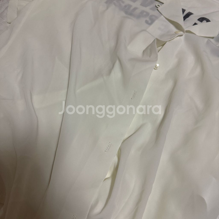 스튜디오톰보이 백 레터링 반팔셔츠 블라우스--6