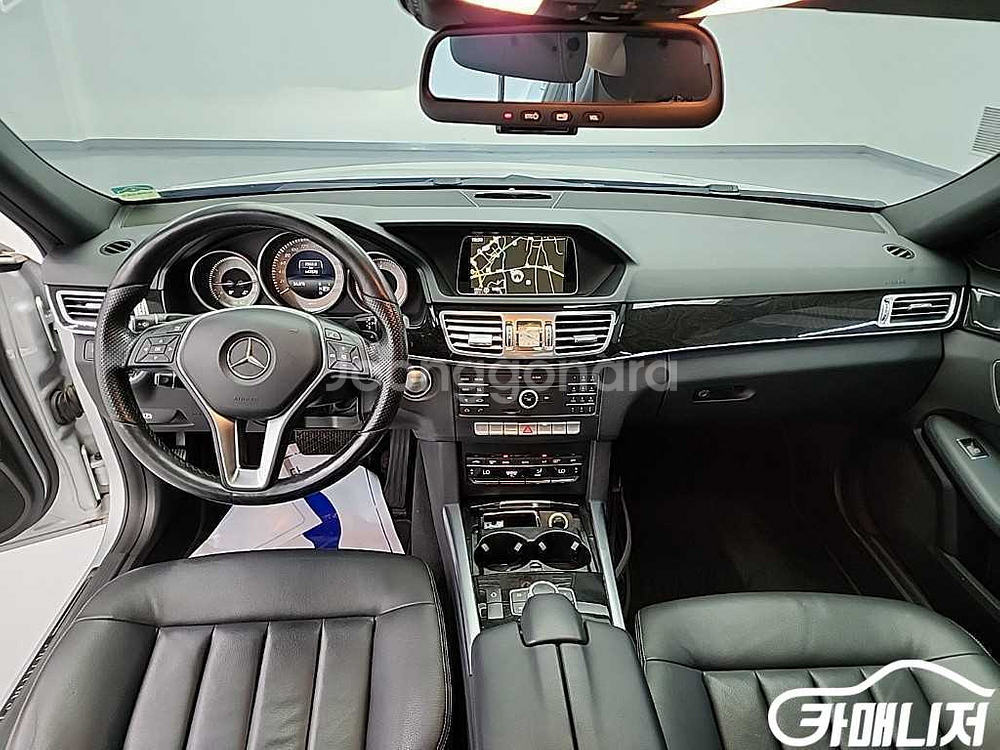 [벤츠]E-클래스 W212 E300 4MATIC 아방가르드 #앱특가--6