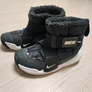 나이키키즈 패딩부츠 방한부츠 180사이즈