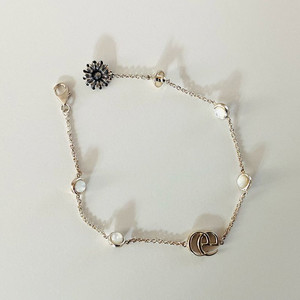 구찌 마몬트아워 체인 실버 팔찌