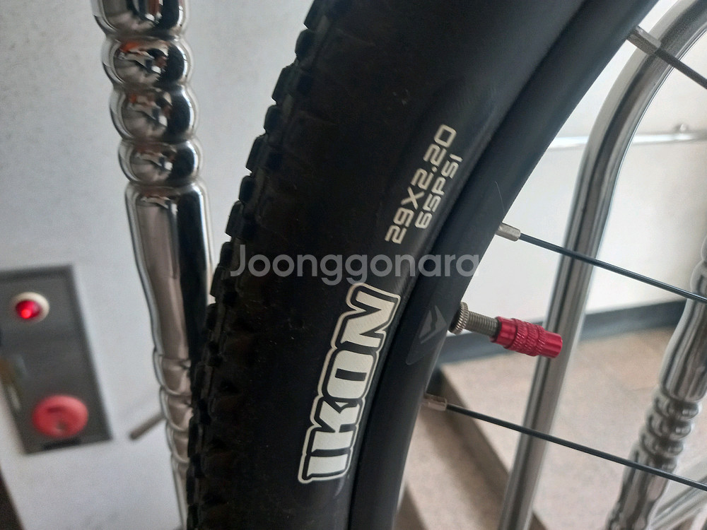 메리다 빅나인 300. XL--8