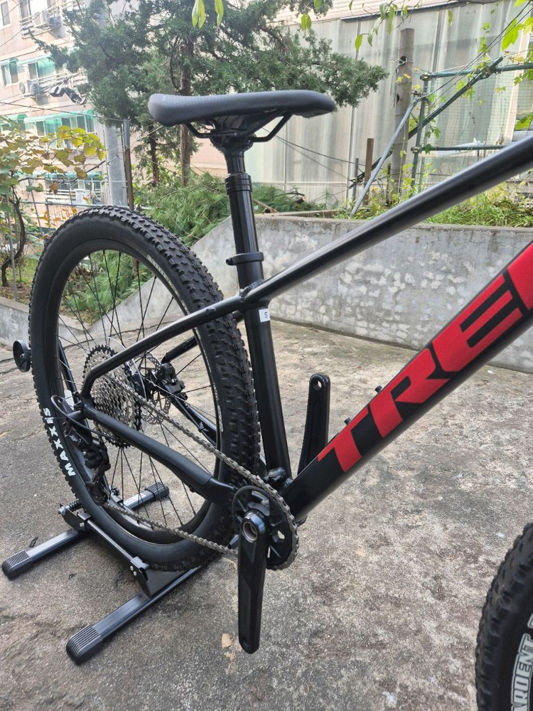 트렉 엑스칼리버9 MTB 하드테일 자전거 이미지