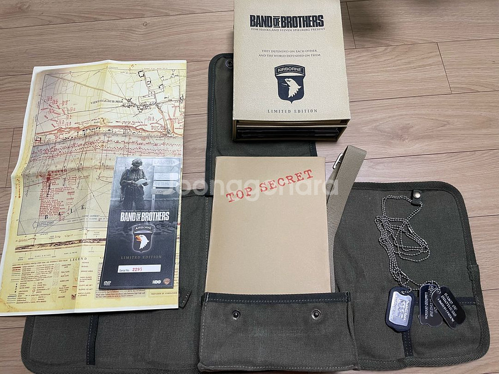 영화 밴드 오브 브라더스 한정판 세트--2
