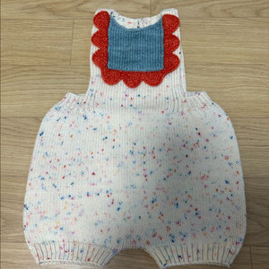 미샤앤퍼프 스캘롭 빕 롬퍼 18-24