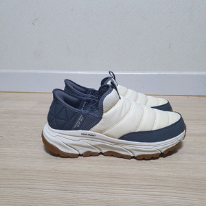 스케쳐스 디럭스 저니 방한부츠 250