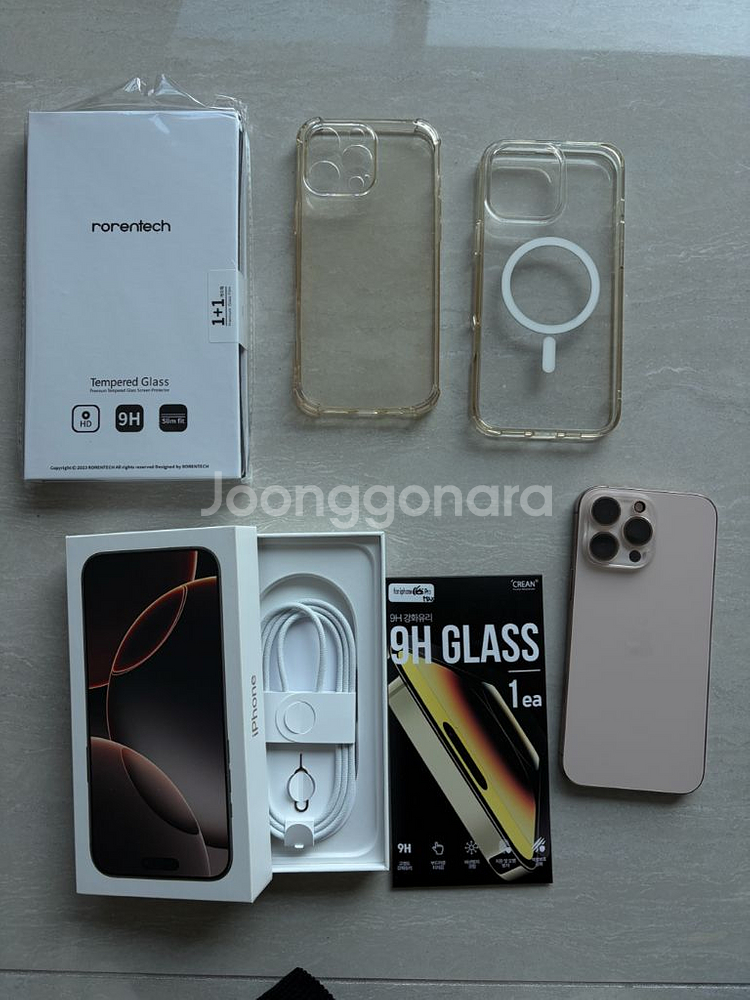 아이폰 16 Pro Max 256GB 골드 s급 색상 판매합니다--0