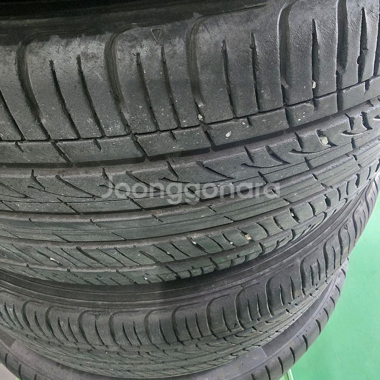 225 45 17 중고타이어 한대분10만원 팝니다--1