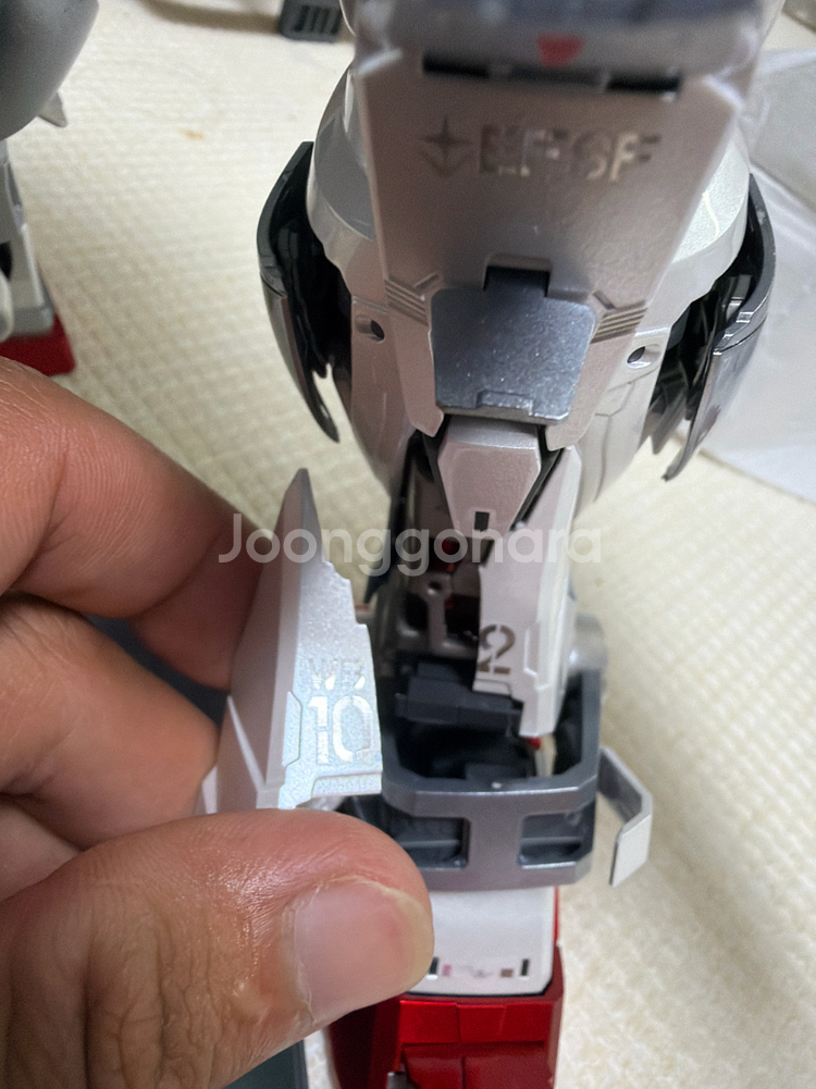 반다이 pg언리쉬드 퍼스트 티타늄피니쉬 도색작--1