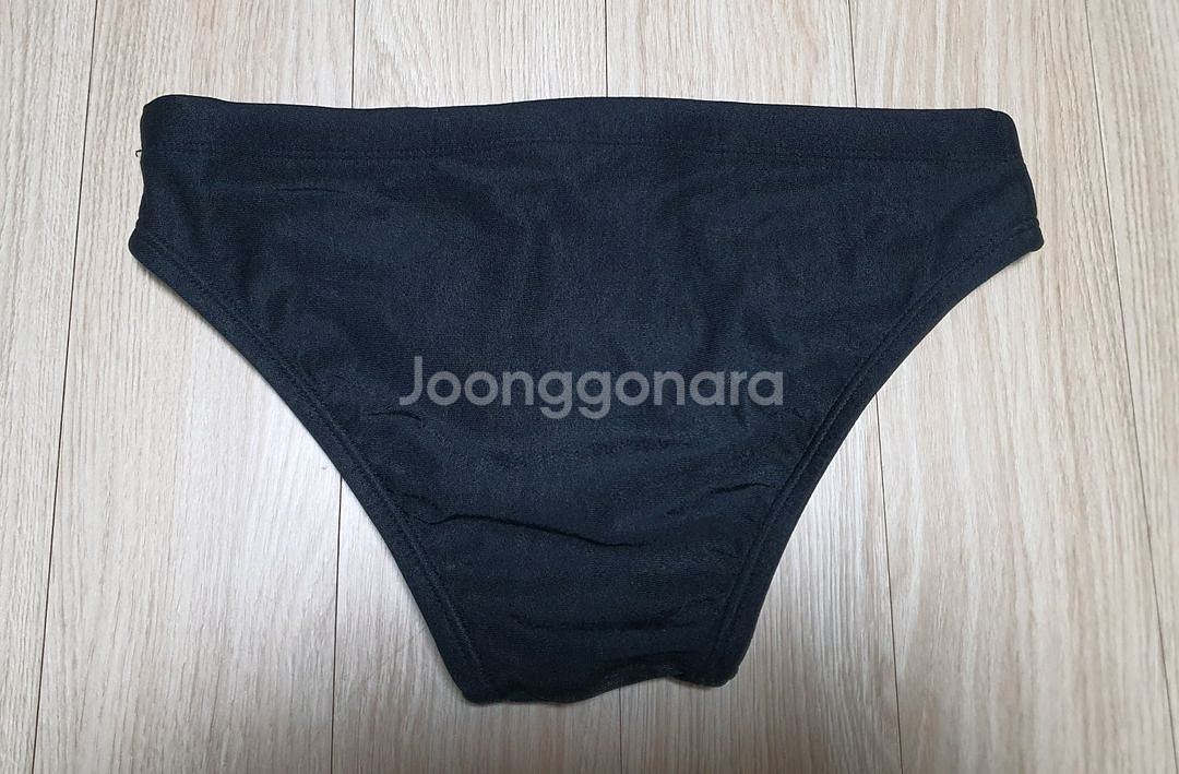 아레나 남성용 수영복--1