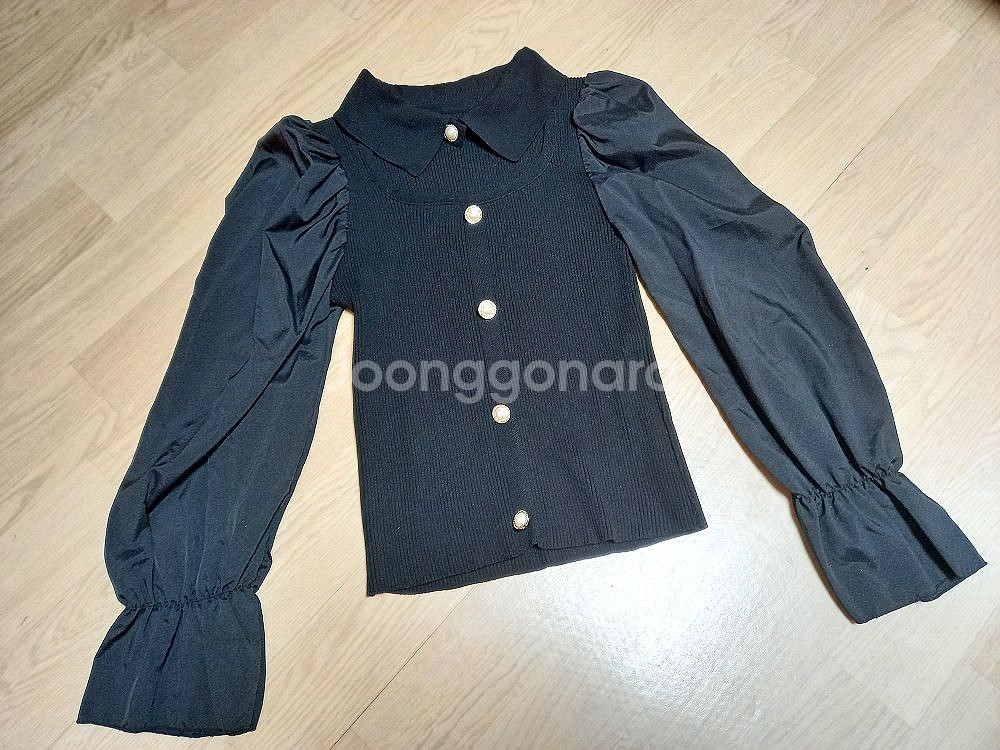 퍼프소매 니트 블라우스--1