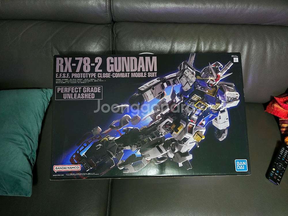 PG 언리쉬드 퍼스트 건담 미개봉--0