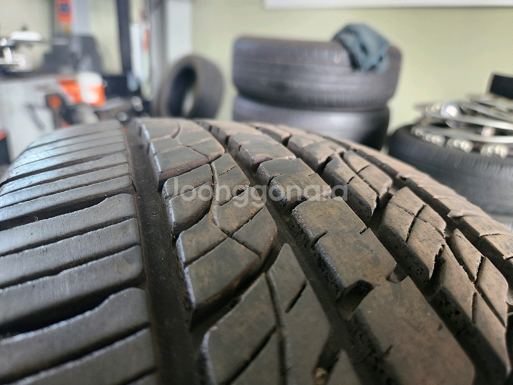 투싼 NX5 순정 17인치 휠타이어 판매--5