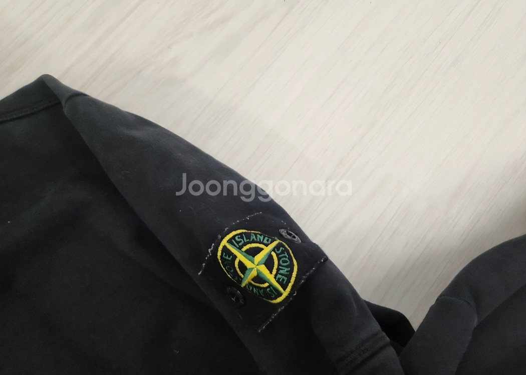 스톤아일랜드 후드티--3
