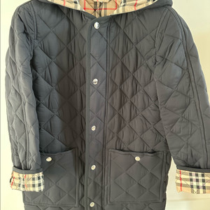 버버리 퀼팅자켓팔아요