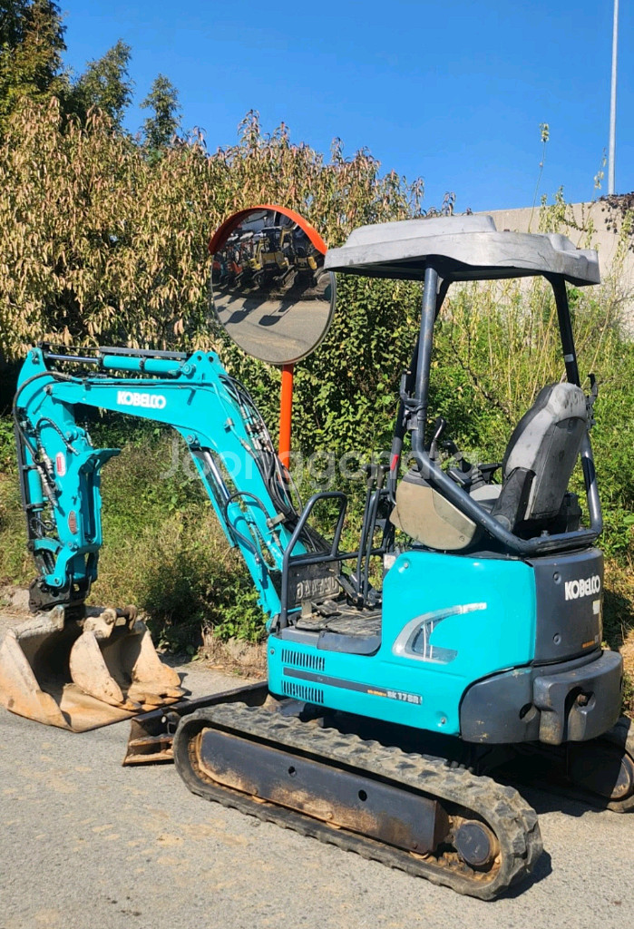 코벨코17 미니굴삭기--2