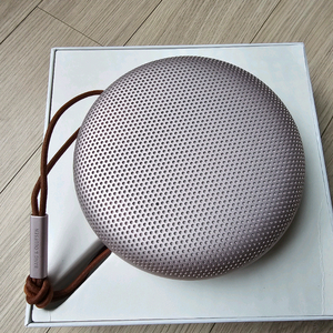 뱅앤올룹슨 A1 2세대 무선 스피커