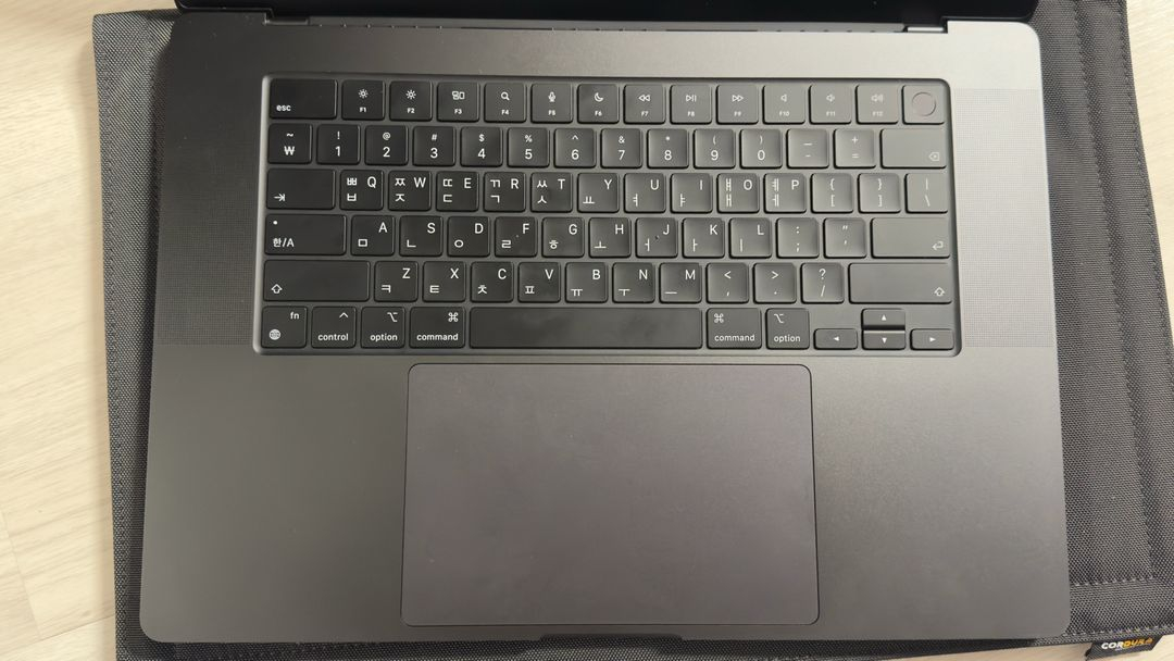 맥북프로 M3 Pro 16인치 36GB/1TB--2