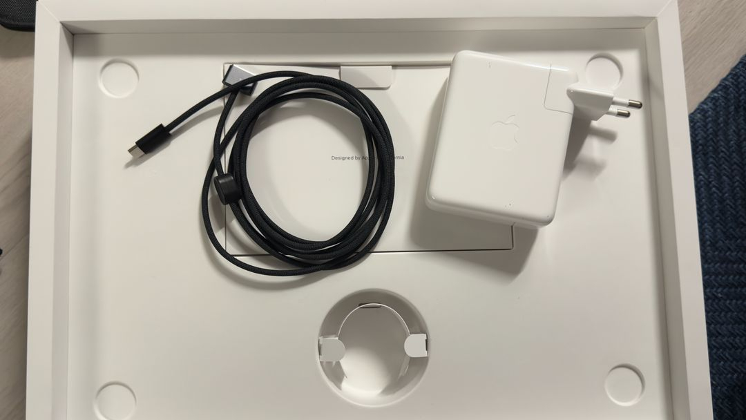 맥북프로 M3 Pro 16인치 36GB/1TB--3