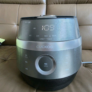 쿠쿠 10인용 전기압력밥솥 crp-jhp1010fg