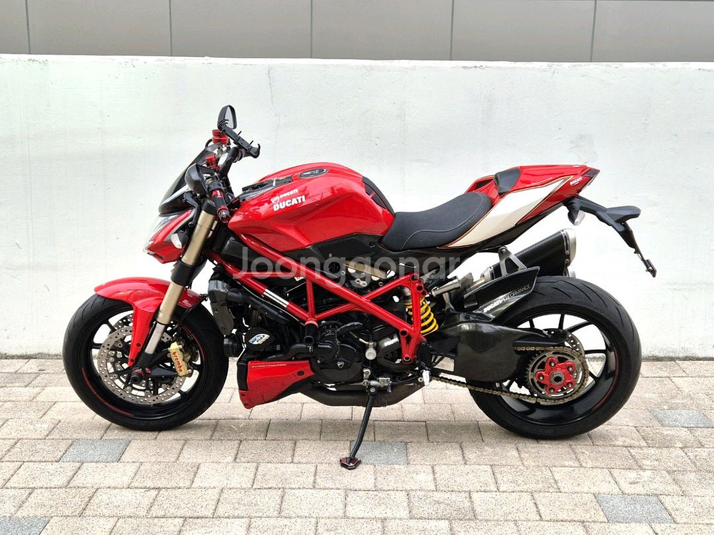 2013년식 두카티 스트리트파이터 848 판매합니다--5
