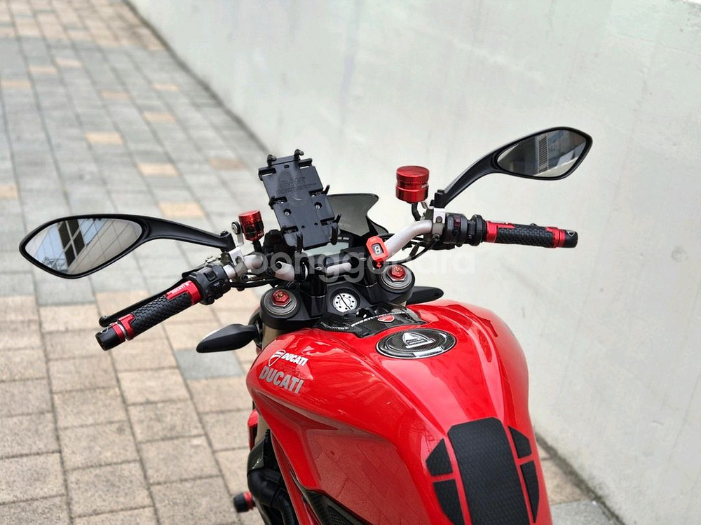 2013년식 두카티 스트리트파이터 848 판매합니다--8