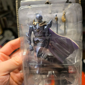 아트 오브 워 베르세르크 그리피스 피규어 팝니다 이미지