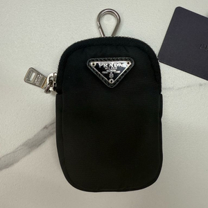 프라다 나일론 키 파우치