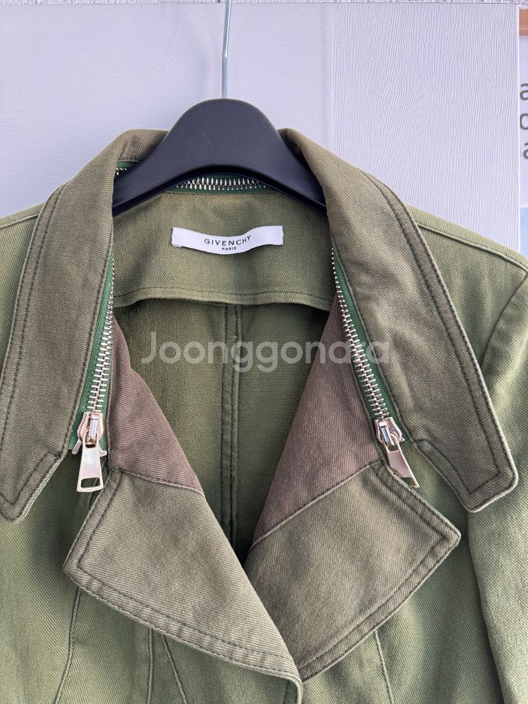 [GIVENCHY] 지방시 올리브색 여성 자켓 40사이즈--1