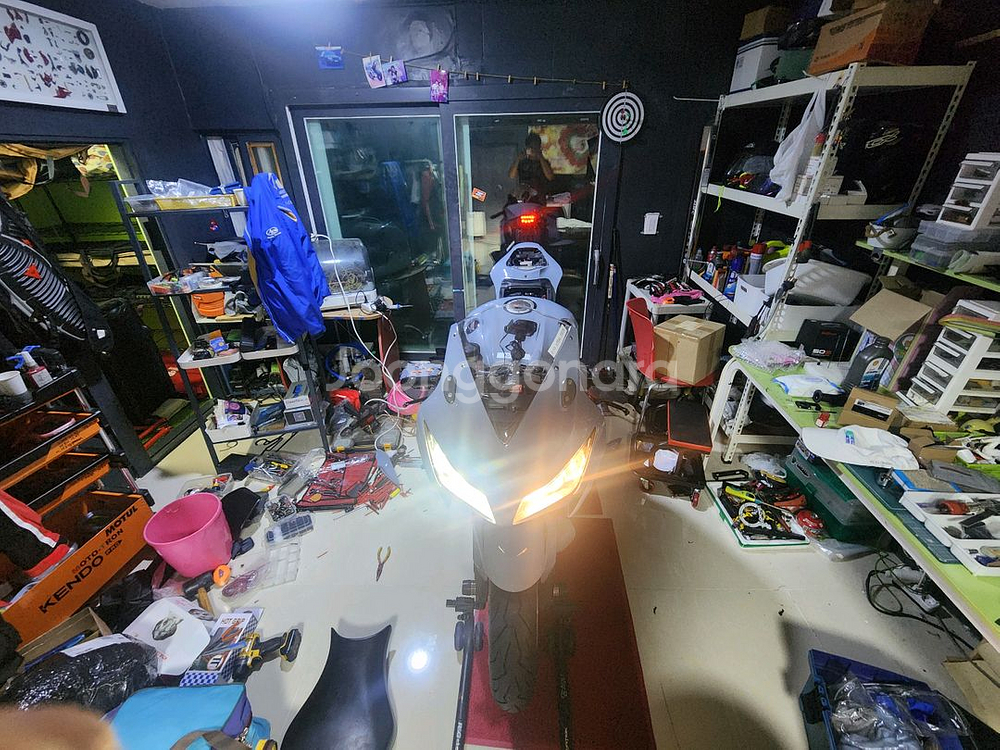 혼다 CBR1000R 14년식--4