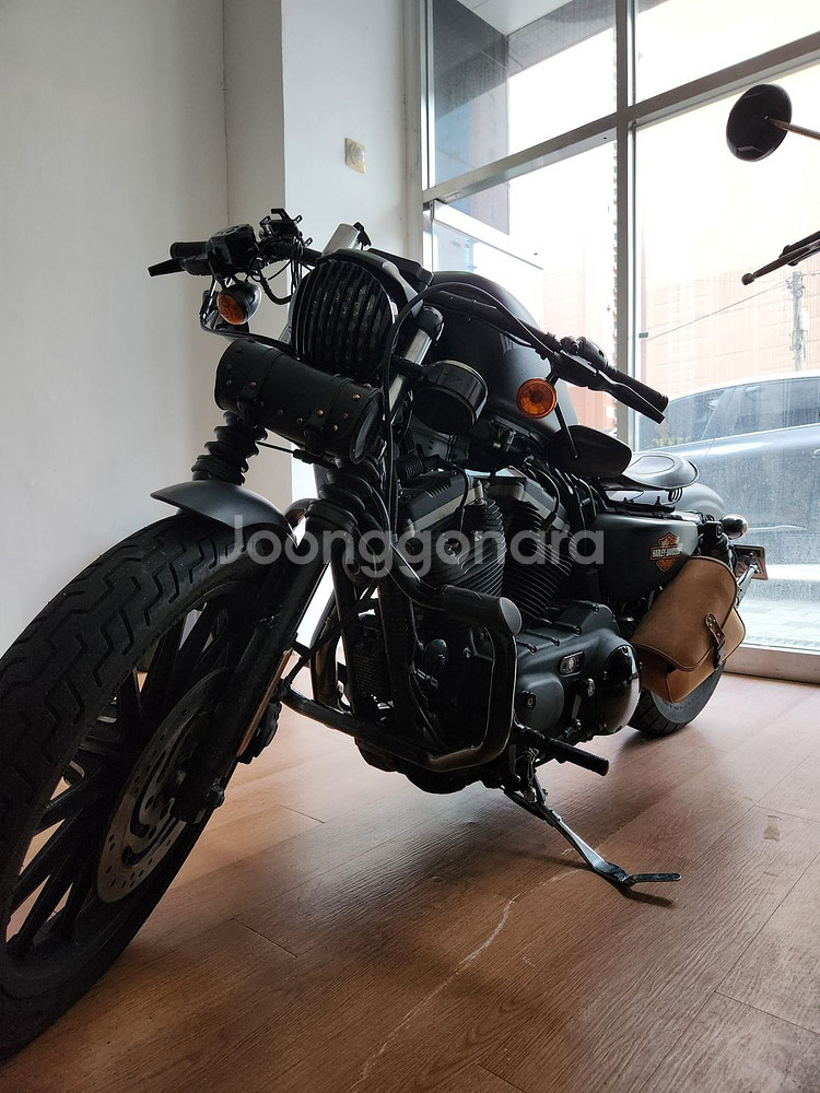 급처) 할리데이비슨 아이언883 바버커스텀 바이크 판매합니다.--3