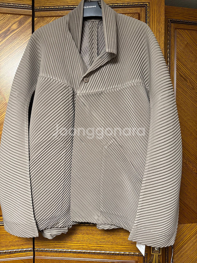 옴므플리세 하이넥 점퍼 자켓 브라운 9월 4사이즈--0