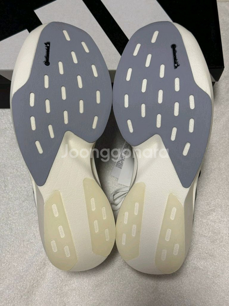 아디다스 아디제로 evo SL 275 런닝화--1